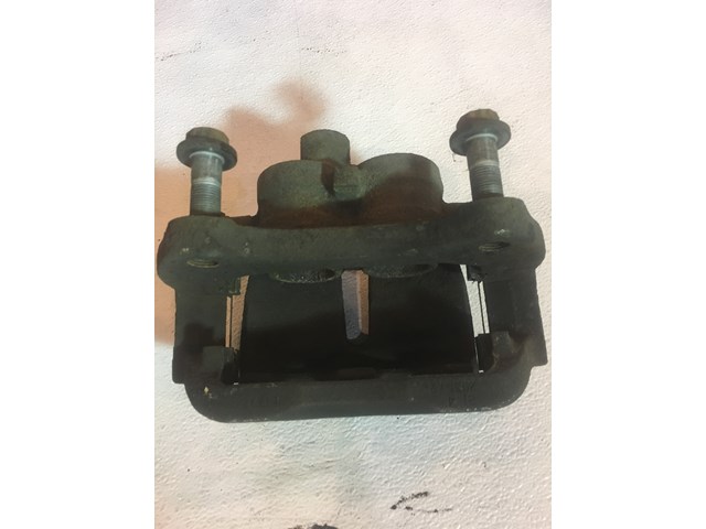 2005 Land Rover LR3 Front Driver Caliper