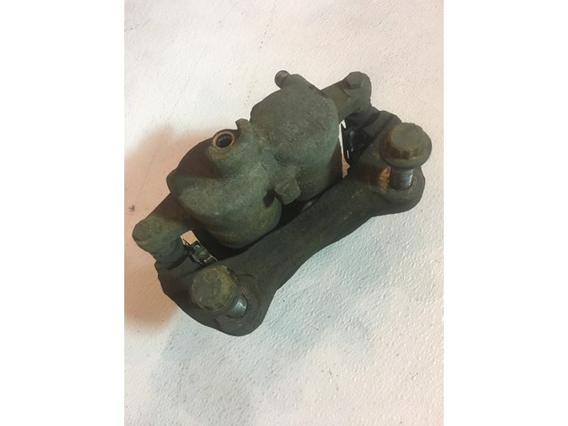 2005 Land Rover LR3 Front Driver Caliper