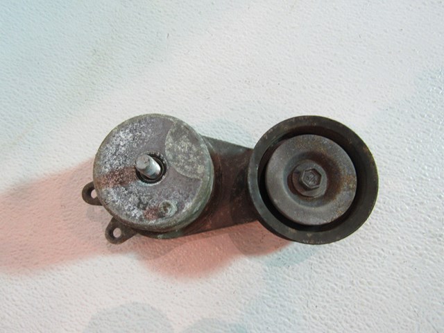 2008 Infiniti G35x Sedan Belt Tensioner