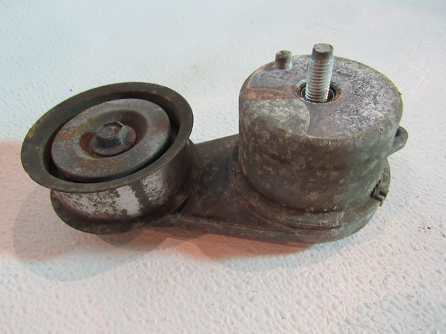 2008 Infiniti G35x Sedan Belt Tensioner