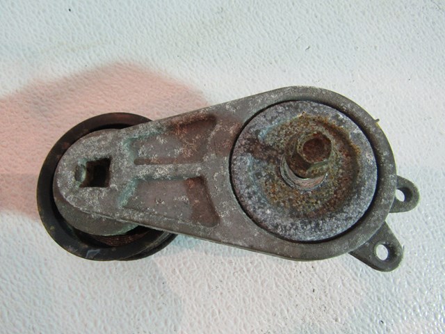 2008 Infiniti G35x Sedan Belt Tensioner