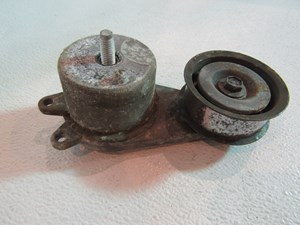 2008 Infiniti G35x Sedan Belt Tensioner