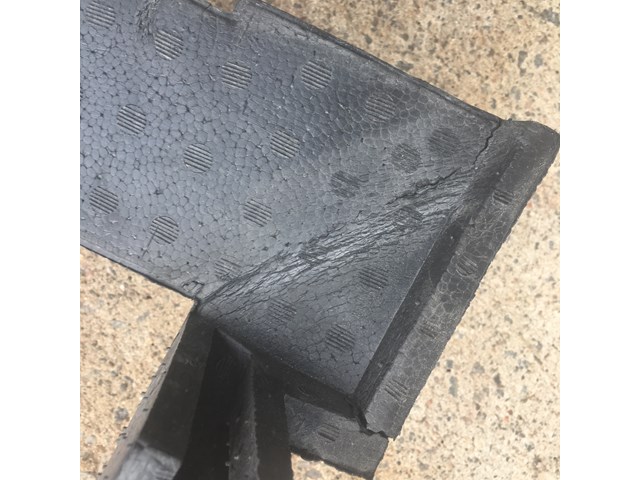 2006 Nissan 350z Front Bumper Reinforcement Foam 62090 CF40a