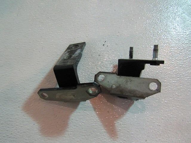 2007 2008 Infiniti G35 Sedan Rear RH Passenger Door Hinges
