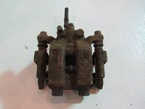 2007 2008 Infiniti G35x Sedan Rear RH Passenger Caliper