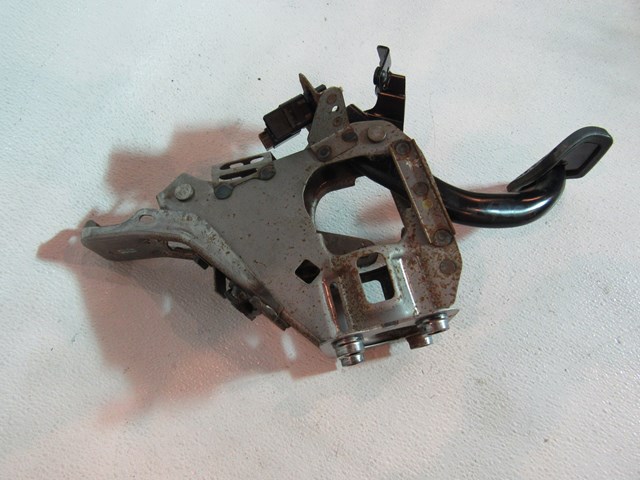 2007 2008 Infiniti G35 Sedan AT Brake Pedal