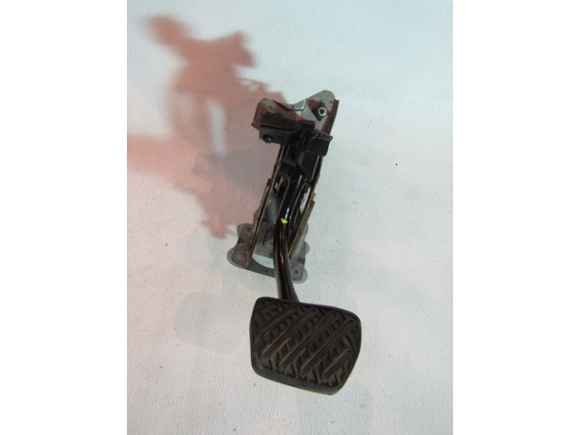 2007 2008 Infiniti G35 Sedan AT Brake Pedal