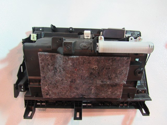 2008 Infiniti G35 Sedan Glove Box Receiver Dash Mount