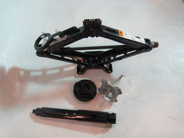 2016 2017 Ford Explorer Sport Jack & Tools Set 5F9A-17A078-AA  16 17