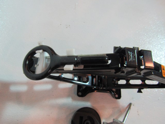 2016 2017 Ford Explorer Sport Jack & Tools Set 5F9A-17A078-AA  16 17