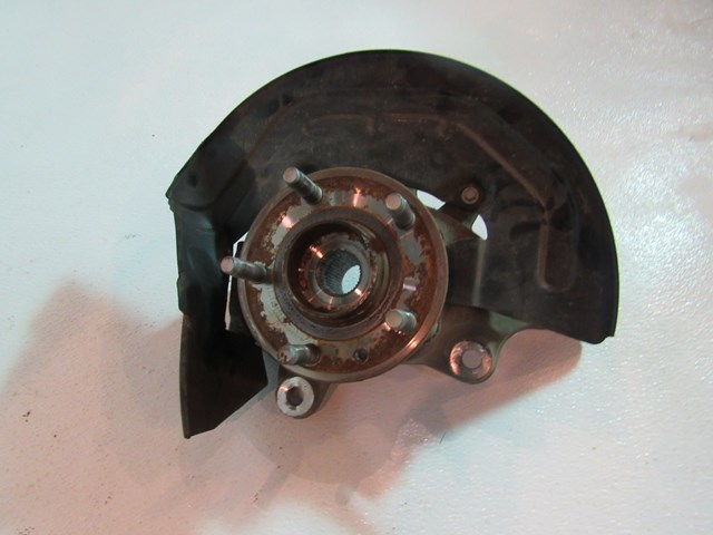 2011-2018 Ford Explorer Sport RH Passenger Front Spindle 11 12 13 14 15 16 17 18