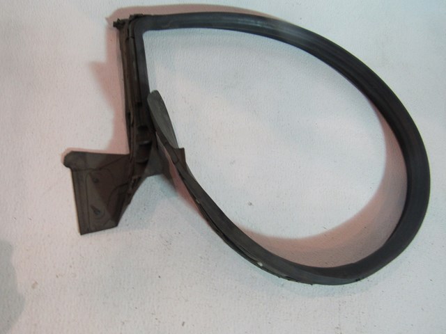 03 04 05 06 07 08  Nissan 350z LH Driver Window A Pillar Seal