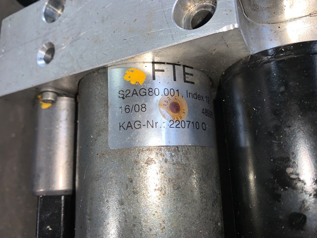 2006-2010 BMW M5 M6 SMG Transmission Hydraulic Pump Assembly (FOR PARTS)