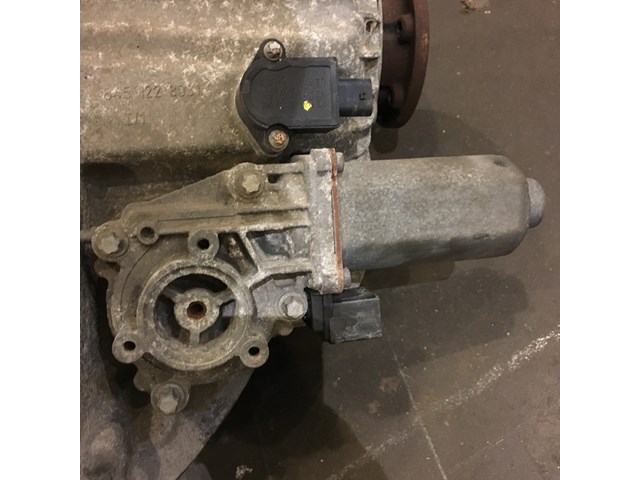 2005 Land Rover LR3 Range Rover 4.4 Transfer Case Motor Complete