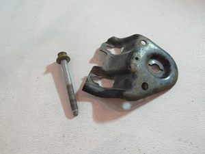 2016 2017 Ford Explorer Sport Front LH Driver Left Subframe Bracket 16 17