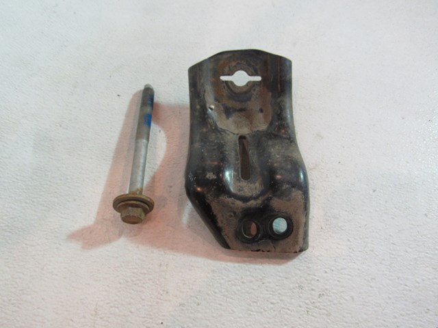 2016 2017 Ford Explorer Sport Rear LH Driver Subframe Bracket 16 17 