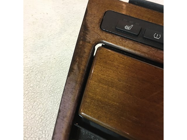 2007 BMW M6 Shifter Trim Wood Discolored 