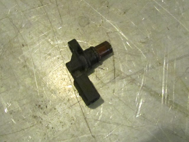 2006 Audi S4 4.2L B7 RH Cam Position Sensor