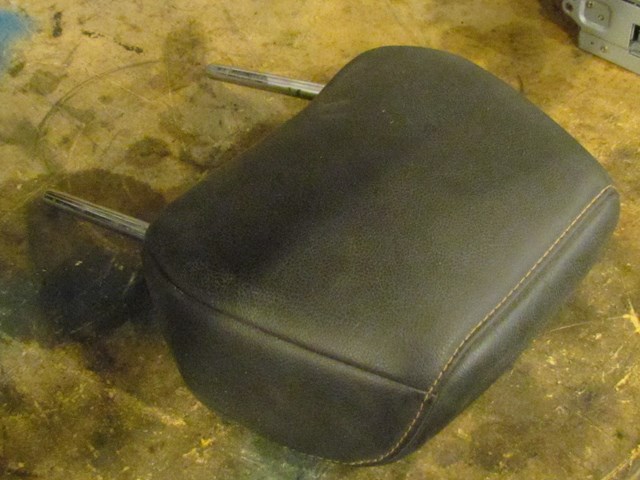 2007 Nissan 350Z LH Drivers Head Rest