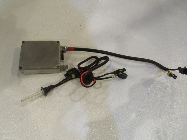 2003 Subaru Impreza Aftermarket Hella HID Kit- One Side