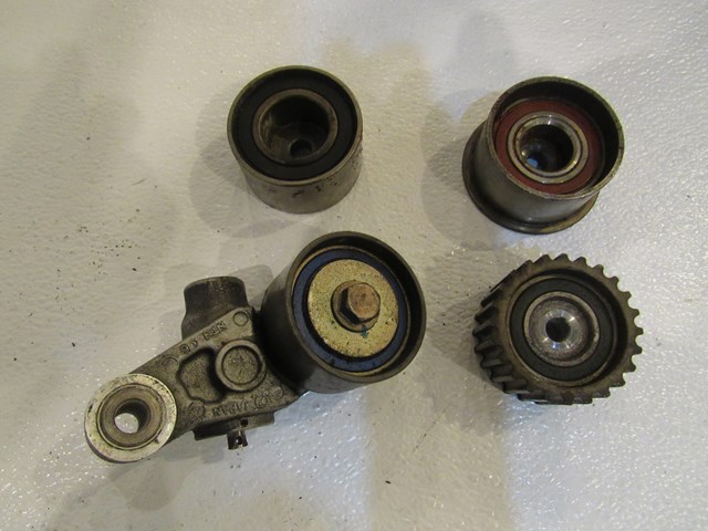 2003 Subaru Impreza Wagon Timing Belt Pulley Set OEM