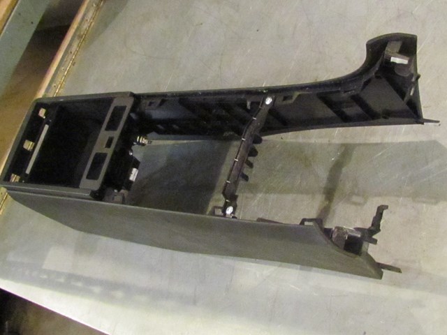 2009 Infiniti G37X Coupe Center Console Tab Broke See Pics