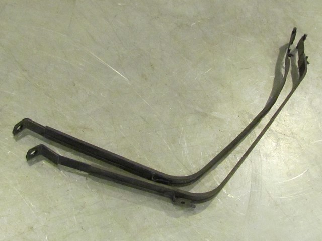 2009 Infiniti G37X Gas Tank Straps