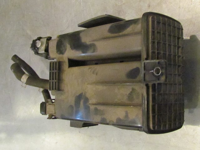 2009 Infiniti G37X Fuel Vapor Canister