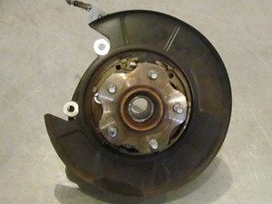 2009 Infiniti G37X Coupe AWD LH Drivers Rear Spindle Assy