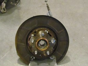 2009 Infiniti G37X Coupe AWD RH Passenger Rear Spindle Assy