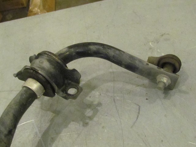 2009 Infiniti G37X Rear Sway Bar With Bushings And Mounts