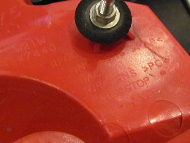 2009 Infiniti G37X Rear RH Tail Light Chip Off The Corner See Pics