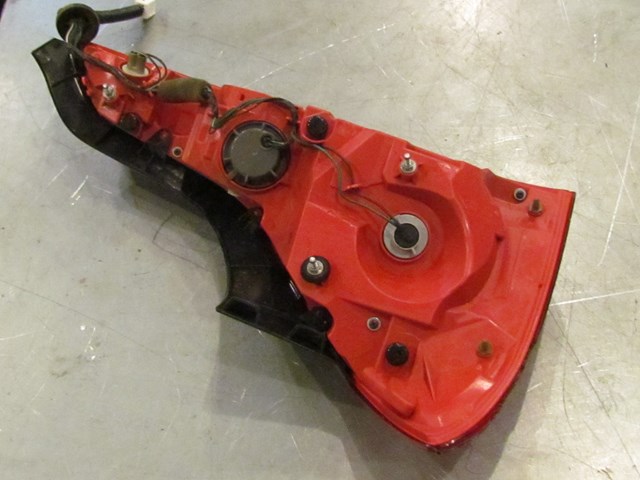 2009 Infiniti G37X Rear RH Tail Light Chip Off The Corner See Pics