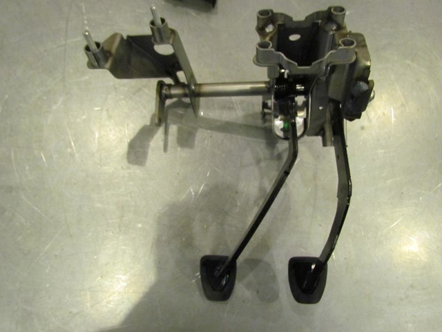 2013 Scion FR-S Pedal Assy Clutch Brake With Sensors