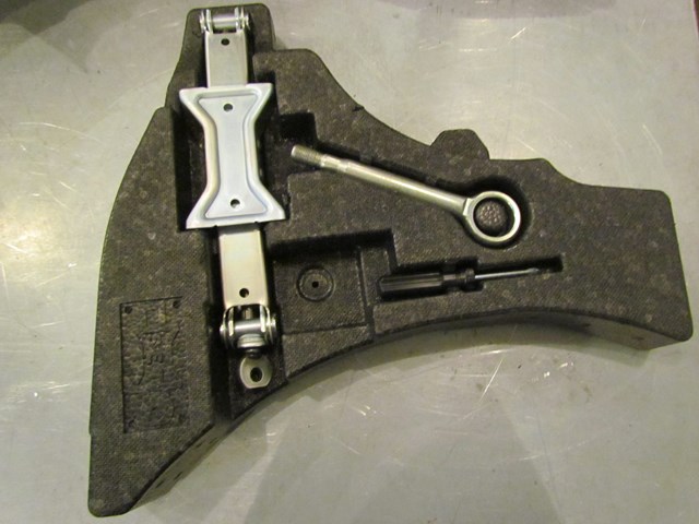 2013 Scion FR-S Spare Tire Tools RH Passenger