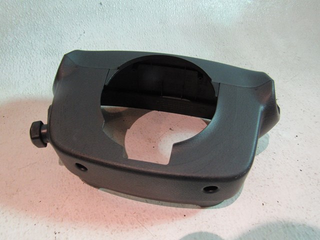 2006 Infiniti G35 Steering Column Surround Panel