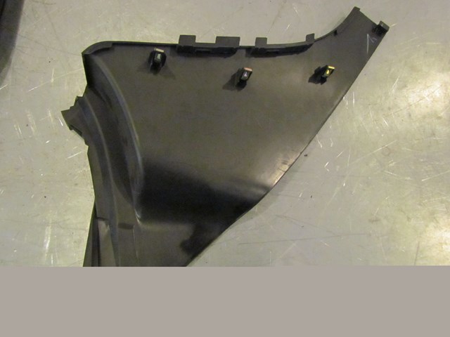 2006 Infiniti G35 RH Passenger Kick Panel 68134 AC700