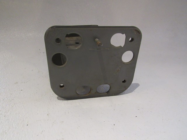 2003-2007 Infiniti G35 Coupe Rear LH Bumper Impact Mount OEM