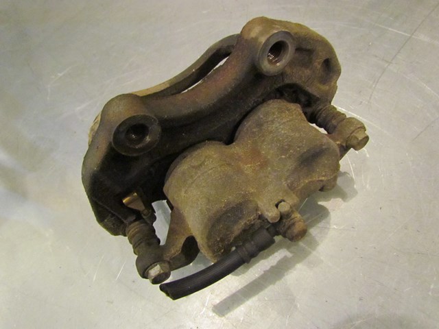 2006 Infiniti G35 Front RH Passenger Brake Caliper