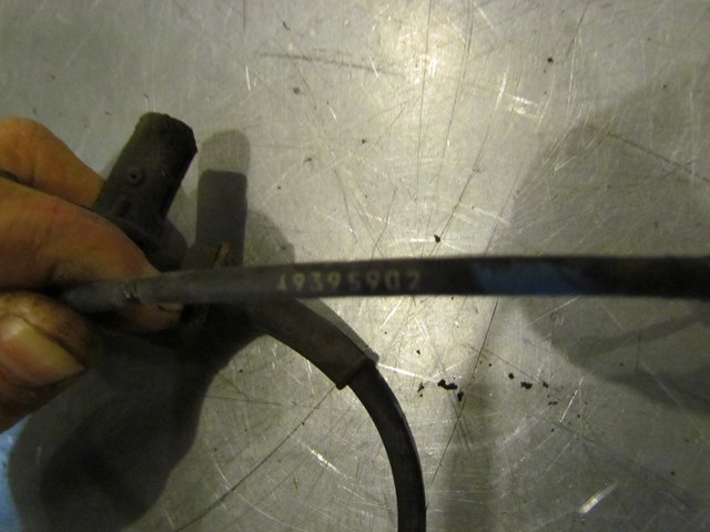 2006 Infiniti G35 Front RH Passenger ABS Sensor 49395902