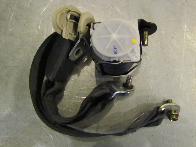 2006 Infiniti G35 Rear RH Passenger Seat Belt With Buckle