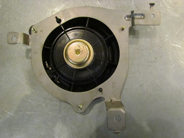2006 Infiniti G35 Rear RH Passenger QTR Speaker