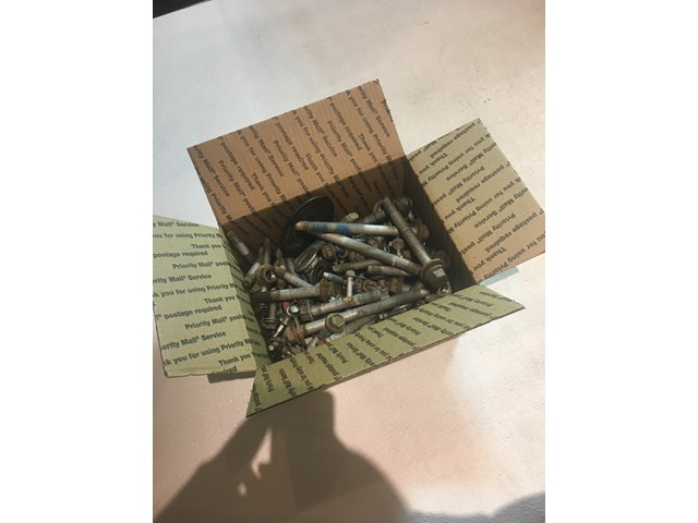 2016 Ford Explorer Sport Bolt Box Nuts Washers