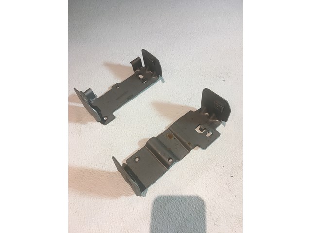 2016 Ford Explorer Center Console Brackets Floor Shifter