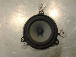 2006 Infiniti G35 Coupe Passenger Rear Quarter Speaker