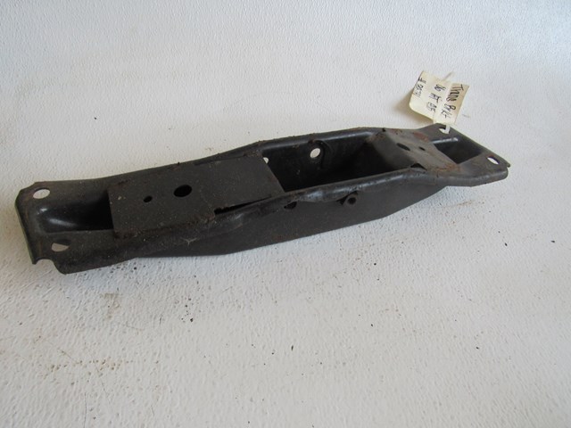 2006 Infiniti G35 Auto Transmission Bracket Mount Bracket