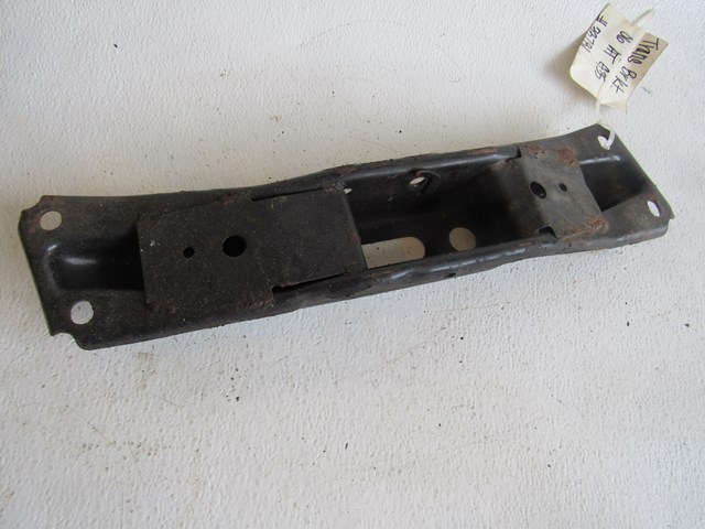2006 Infiniti G35 Auto Transmission Bracket Mount Bracket