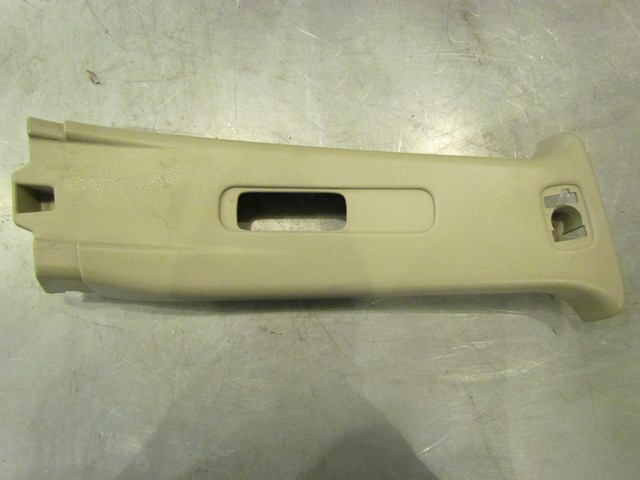 2005 Infiniti G35 RH Passenger Upper B Pillar Trim 76913 AL500