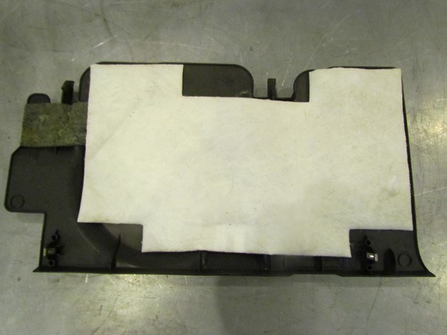 2006 Infiniti G35 RH Passenger Under Dash Panel