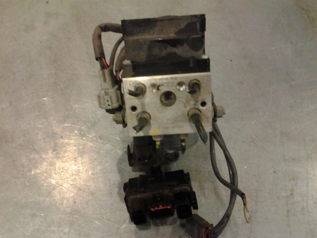 2005 Infiniti G35X Sedan ABS Pump